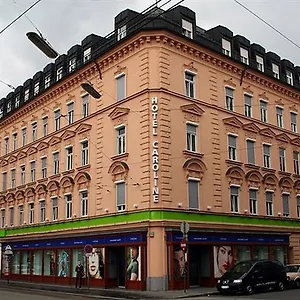Caroline Отель