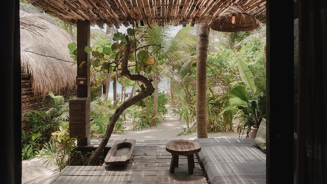 Hotel Nomade Tulum Mexiko